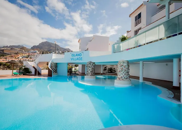 3 Island Village With Wi Fi And Pool Апартаменты Адехе