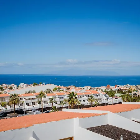 Apartment 3 Island Village With Wi Fi And Pool Costa Adeje (Tenerife)