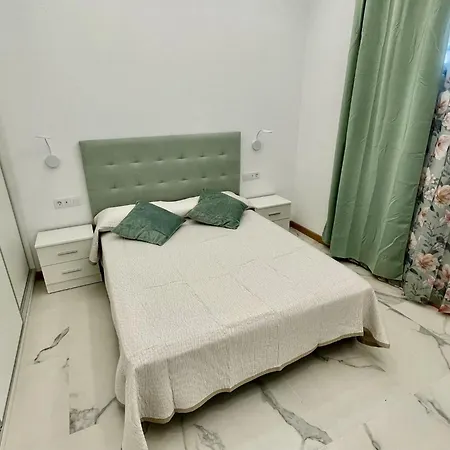Apartment 3 Island Village With Wi Fi And Pool Costa Adeje (Tenerife)